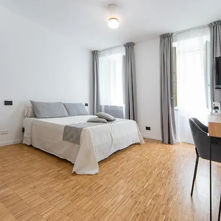 Cavaedium Panzió Arona